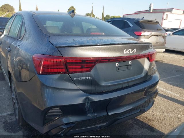 3KPF54AD4RE803242 KIA Forte Gt-line