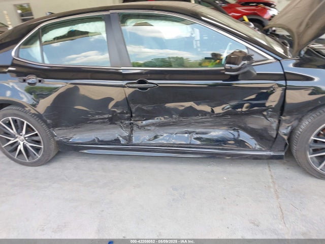 4T1G11AK2MU582906 Toyota CAMRY SE