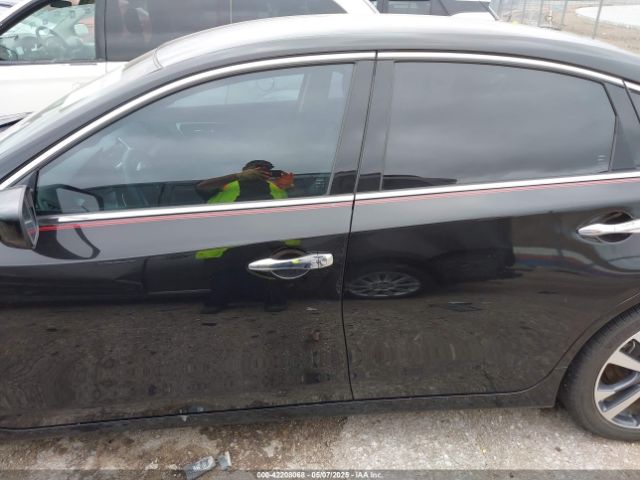1N4AL3AP8HN326447 Nissan Altima 2.5 Sr