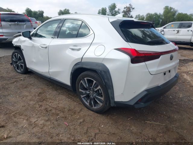 JTHX3JBHXM2037760 Lexus UX 200