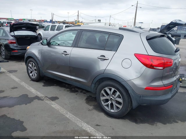 KIA Sportage Lx 2014 KNDPB3AC4E7582511 Image 3