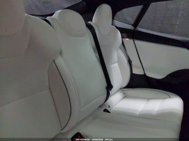 5YJSA1E61NF471785 Tesla MODEL S