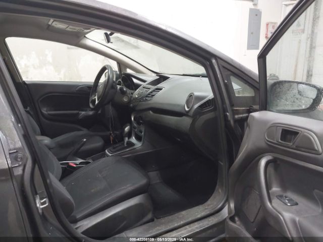 3FADP4BJ8JM119090 Ford FIESTA SE