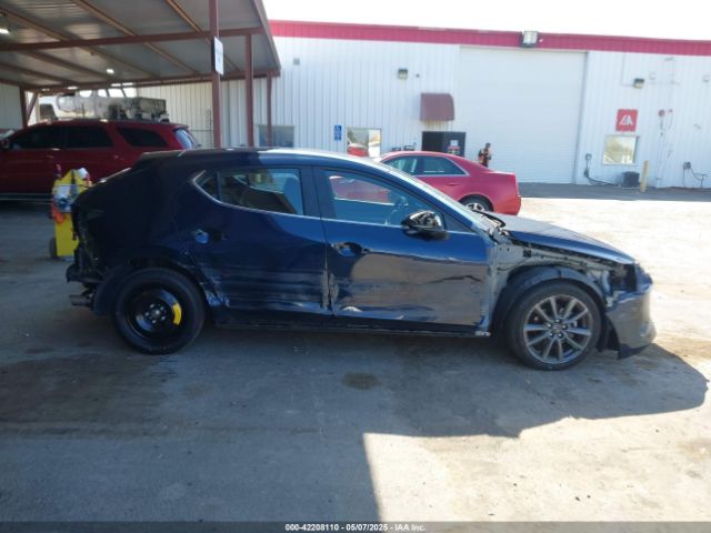 JM1BPBKL3M1402652 Mazda Mazda3 Hatchback Select