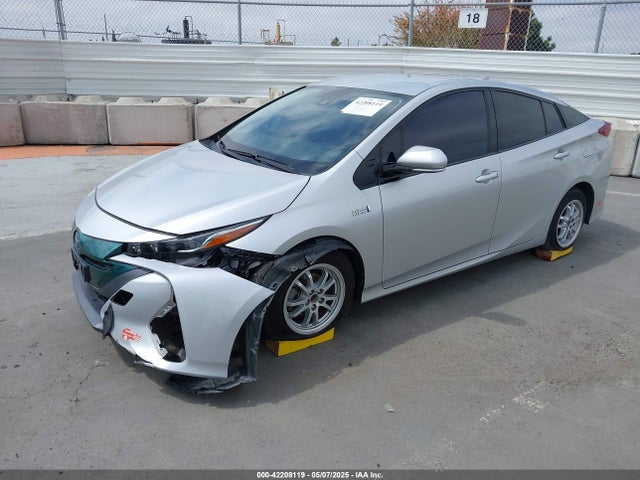 JTDKARFPXH3053894 Toyota Prius Prime Premium