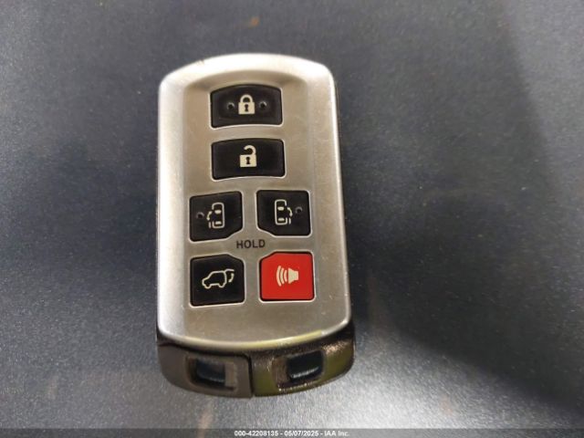 5TDDK3DC3FS100407 Toyota Sienna Xle 7 Passenger