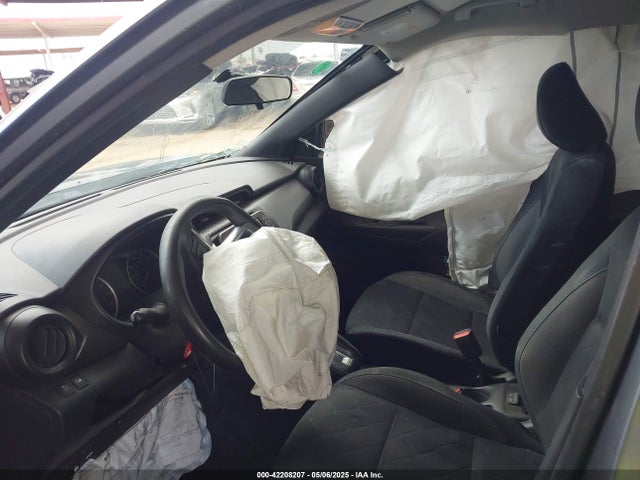 3N1CP5CU6KL496631 Nissan 2019