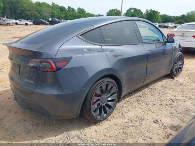 7SAYGDEF8NF541196 Tesla Model Y Performance Dual Motor All-wheel Drive