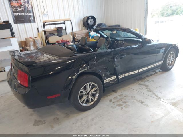 2005 FORD MUSTANG 1ZVFT84N855165811 Photo 3