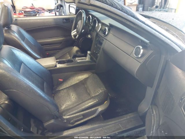2005 FORD MUSTANG 1ZVFT84N855165811 Photo 4