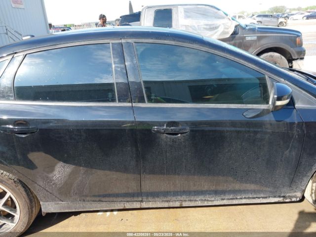 1FADP3H24JL204374 Ford FOCUS SEL