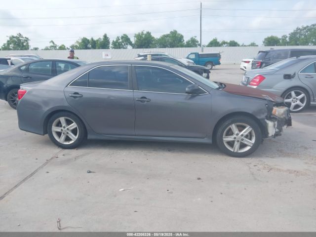4T1BF1FK5EU456688 Toyota CAMRY SE