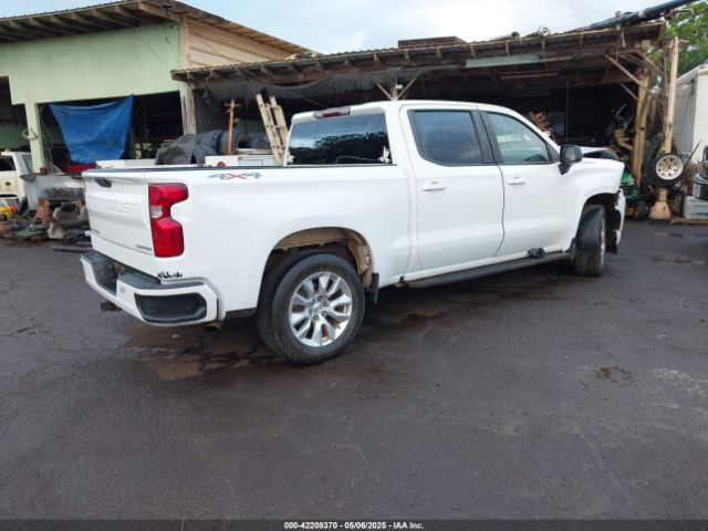 2022 CHEVROLET SILVERADO 1500 3GCPDBEK8NG657348 Photo 3