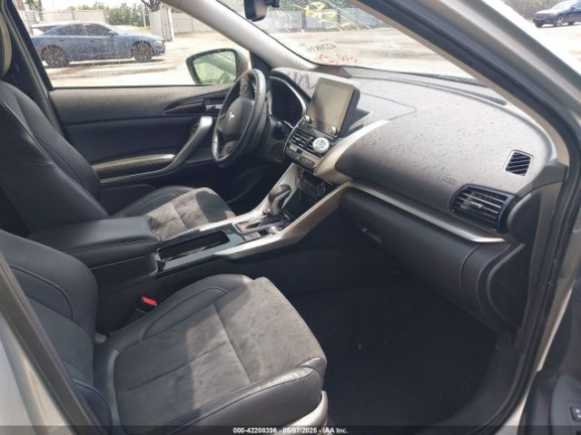 2022 MITSUBISHI ECLIPSE CROSS JA4ATWAA7NZ001228 Photo 4