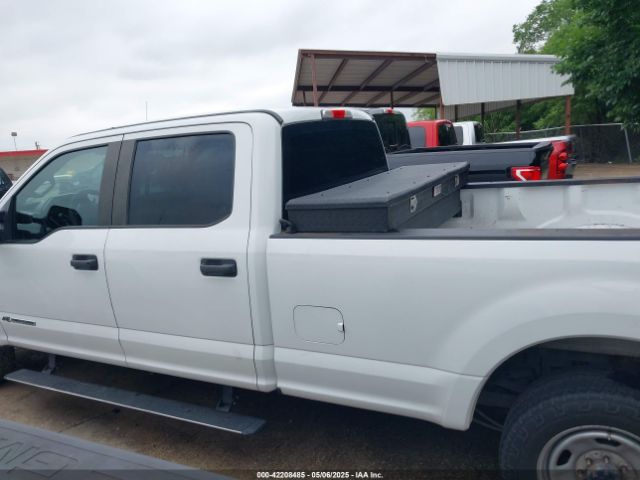 1FT7W3AT4HED72446 Ford F-350 Xl