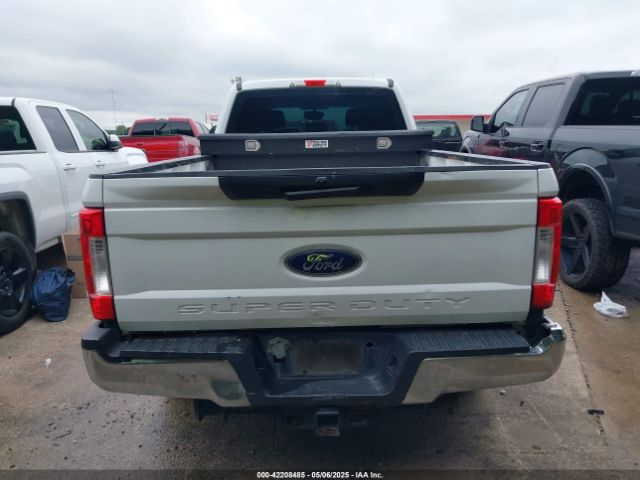 1FT7W3AT4HED72446 Ford F-350 Xl