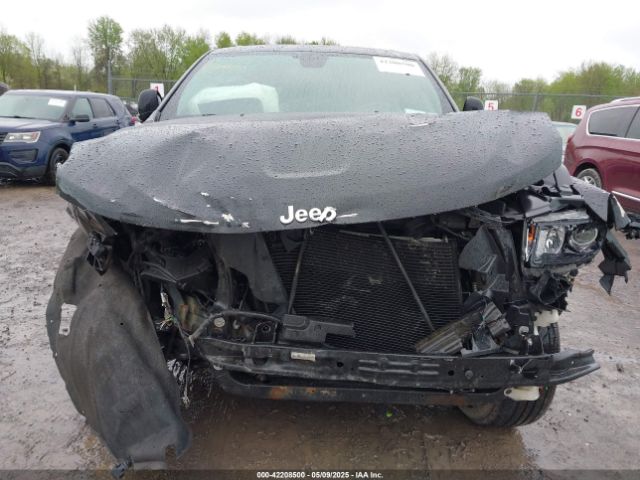 1C4RJFAG6GC303862 Jeep Grand Cherokee Laredo