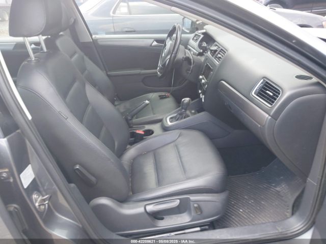 3VWLL7AJ3EM445368 Volkswagen Jetta 2.0l Tdi