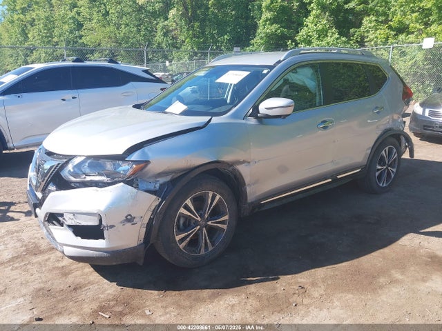 JN8AT2MV5JW318633 Nissan Rogue Sl