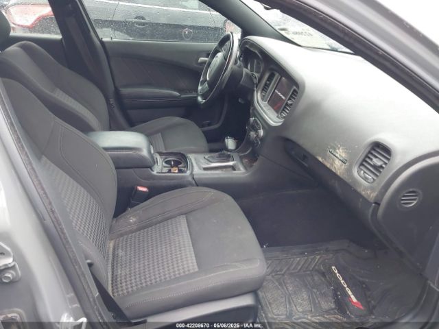2019 DODGE CHARGER 2C3CDXJG5KH698856 Photo 4