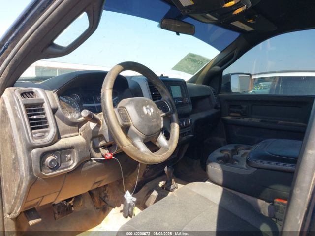 3C6UR5CJ8MG656626 RAM 2500 Tradesman  4x4 6'4 Box