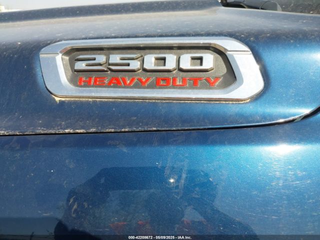 3C6UR5CJ8MG656626 RAM 2500 Tradesman  4x4 6'4 Box