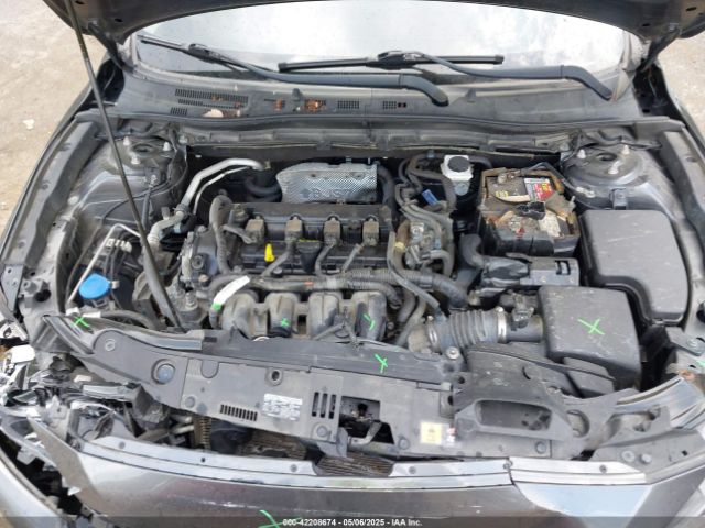 2018 MAZDA MAZDA3 3MZBN1U72JM173912 Photo 9