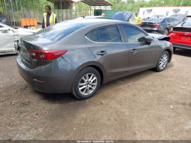 2018 MAZDA MAZDA3 3MZBN1U72JM173912 Photo 3