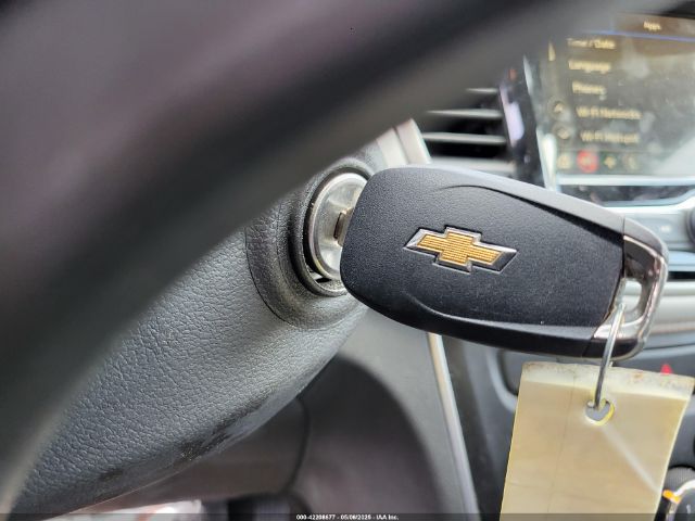3GNCJKSB7KL311989 Chevrolet TRAX LS