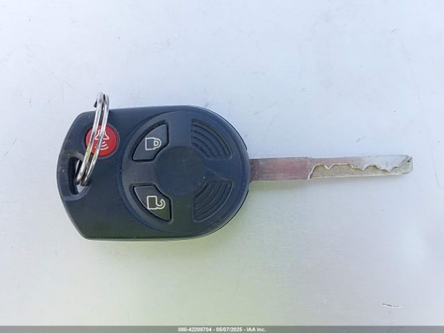 1FMCU0GD7JUB40630 Ford ESCAPE SE