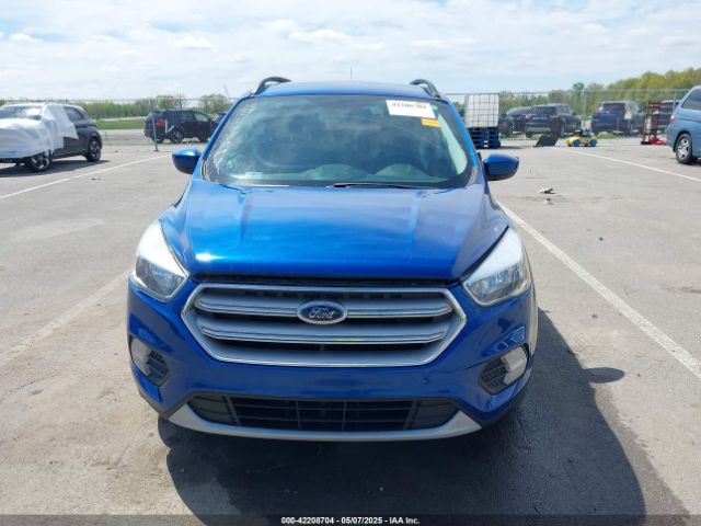 1FMCU0GD7JUB40630 Ford ESCAPE SE