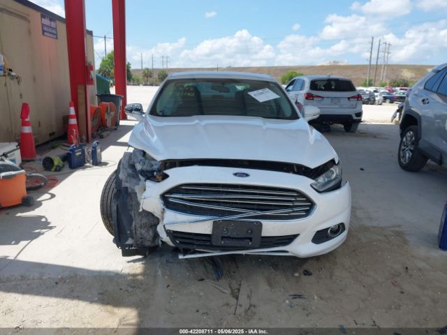 3FA6P0HD2FR222034 Ford FUSION SE