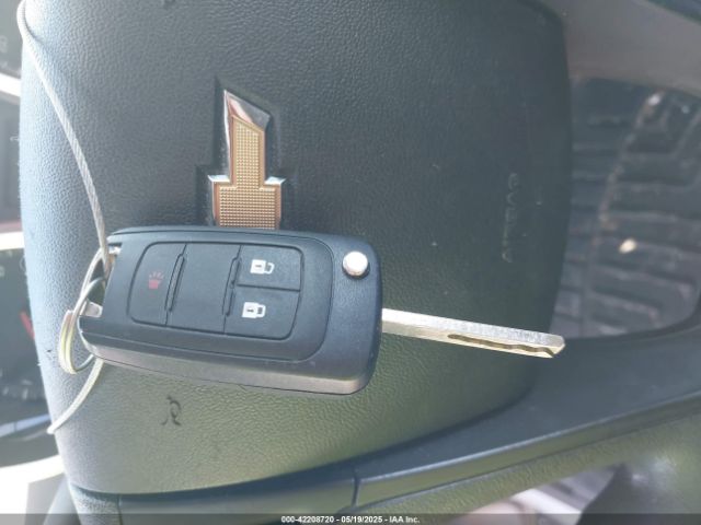 2GNFLEEK1F6115299 Chevrolet EQUINOX LS