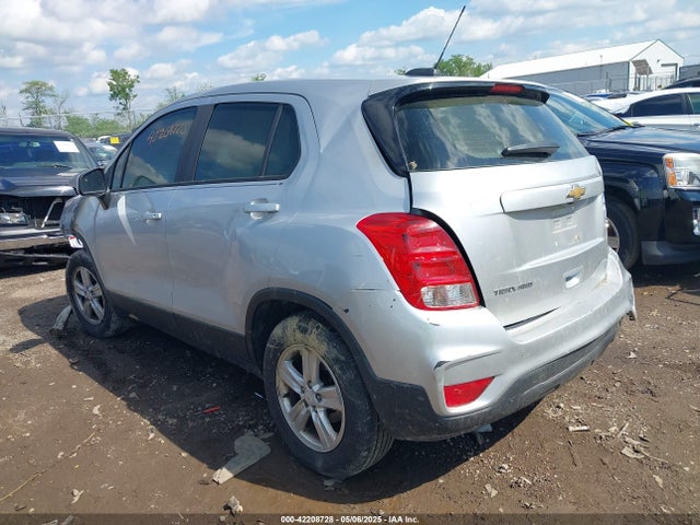 Chevrolet TRAX LS 2017 KL7CJNSB2HB178544 Image 3