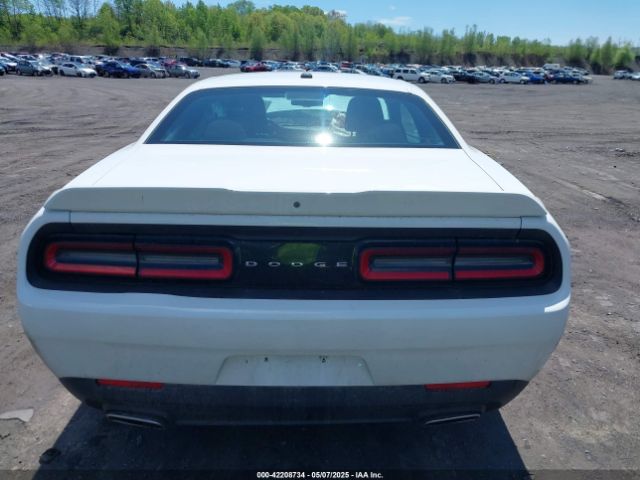 2C3CDZAG6MH547135 Dodge Challenger Sxt