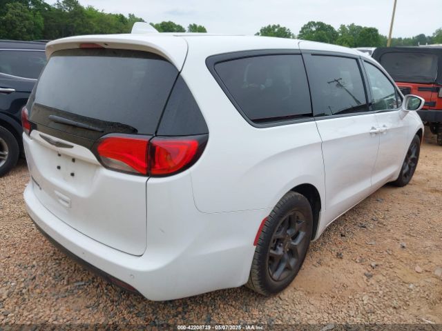 2018 CHRYSLER PACIFICA 2C4RC1FG5JR287268 Photo 3