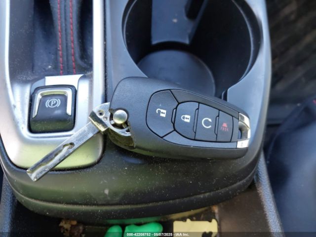 KL77LGE23RC099236 Chevrolet Trax Fwd 1rs