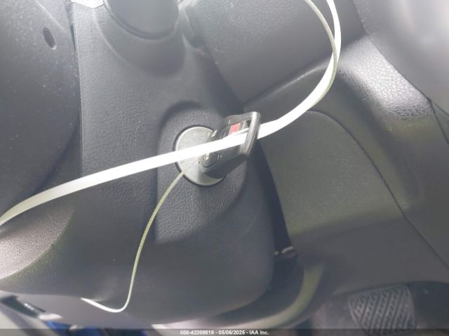 3N1CE2CP0FL403137 Nissan Versa Note Sv