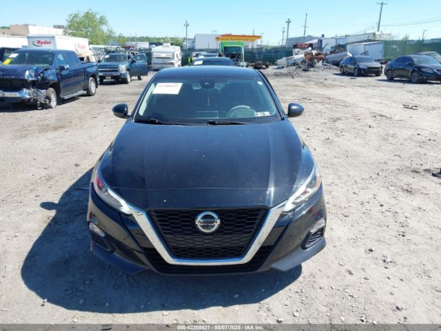 1N4BL4DV2MN353075 Nissan Altima Sv Fwd