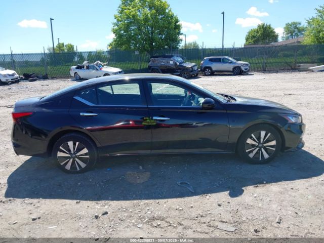 1N4BL4DV2MN353075 Nissan Altima Sv Fwd