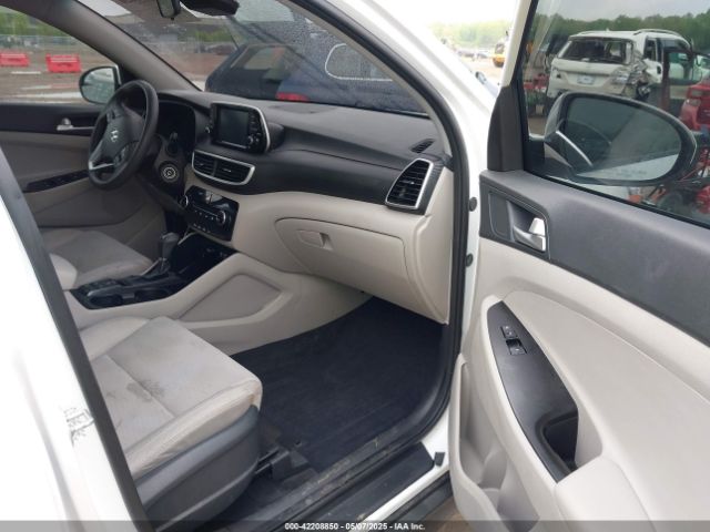 2021 HYUNDAI TUCSON KM8J2CA41MU286484 Photo 4