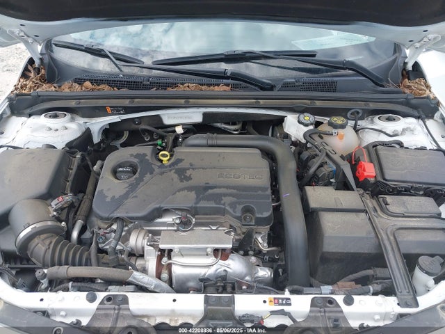 1G1ZD5ST7RF105489 Chevrolet Malibu Fwd 1lt