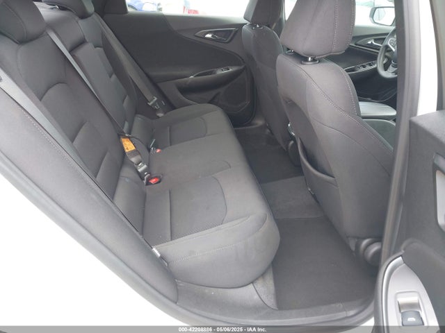 1G1ZD5ST7RF105489 Chevrolet Malibu Fwd 1lt