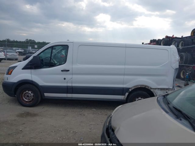 1FTYE1YM3JKA11520 Ford Transit-150