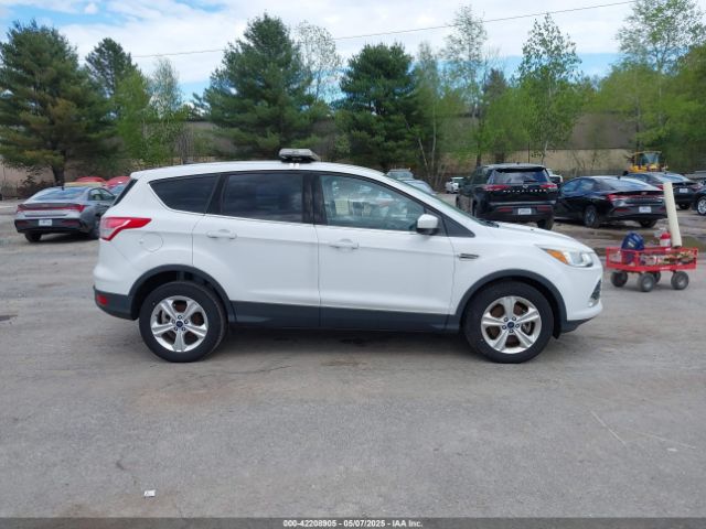 1FMCU9GX1GUB16654 Ford ESCAPE SE