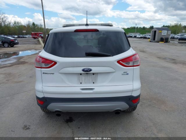1FMCU9GX1GUB16654 Ford ESCAPE SE