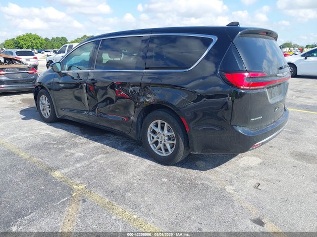 Chrysler Pacifica Touring L 2024 2C4RC1BG0RR143368 Image 3