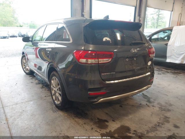 2018 KIA SORENTO 5XYPKDA55JG396366 Photo 2