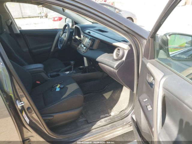 2T3RFREV8JW837252 Toyota Rav4 Xle