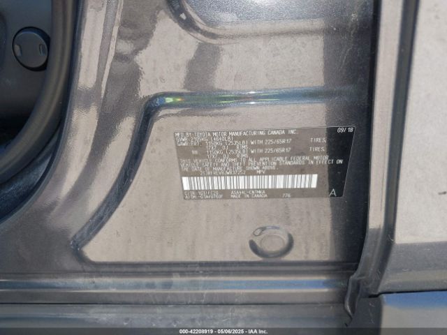 2T3RFREV8JW837252 Toyota Rav4 Xle